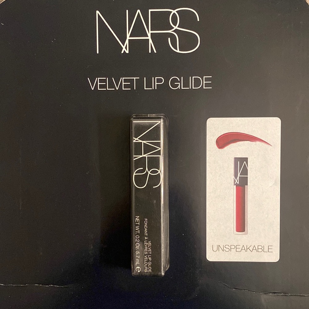 Nars Velvet Glide 💄Unspeakable lip Color